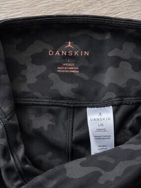 Danskin Black & Grey Cammo Exercise Leggings Women Sz L High Rise Athleisure Gym